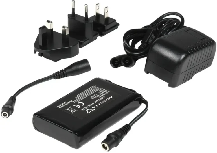 Macna 7,4V/6A  165-8077-101
