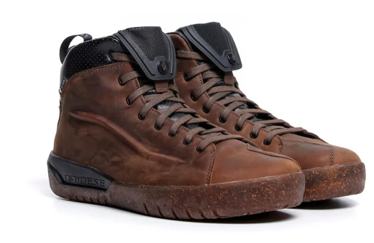 Мотоботы городские и короткие Dainese Metractive D-WP