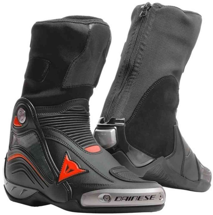 Мотоботы спортивные Dainese Axial D1