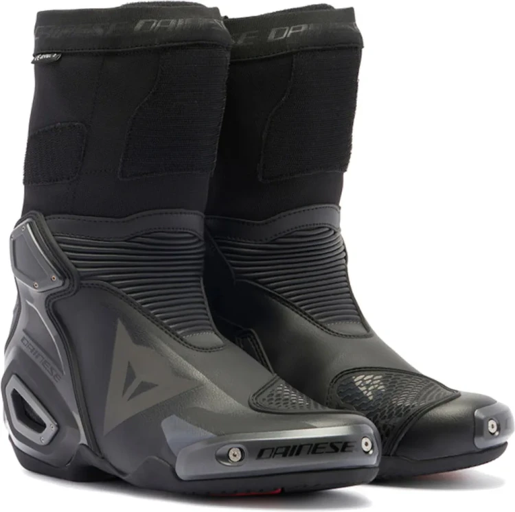 Мотоботы спортивные Dainese Axial 2