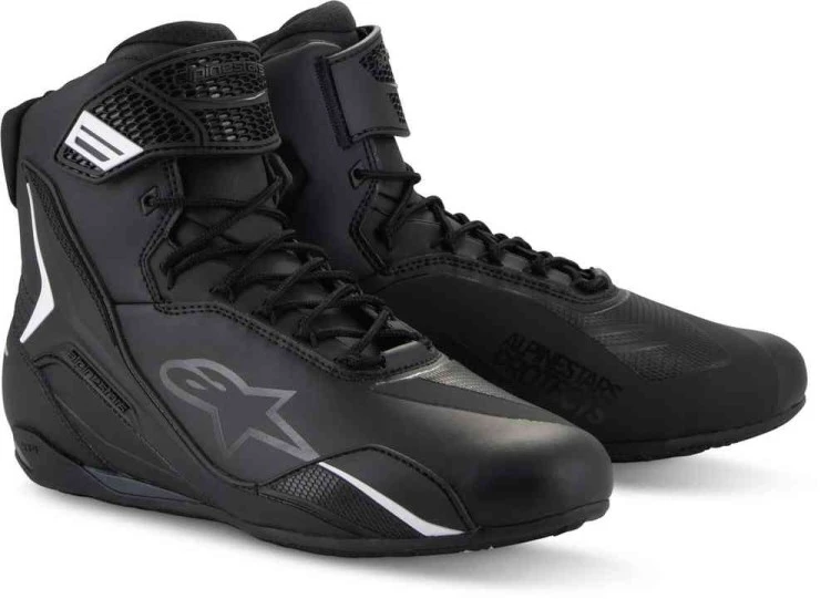 - Alpinestars Faster-4 — мотоботы городские и короткие мужские, скидка 20% Мотоботы городские и короткие Alpinestars Faster-4